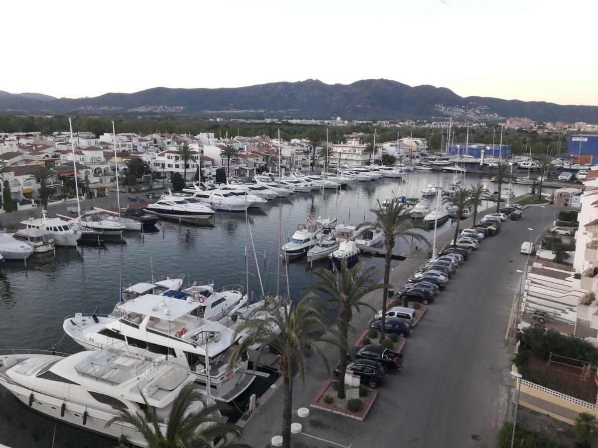 艾姆布里亚布拉瓦Club Nautic 3公寓 外观 照片